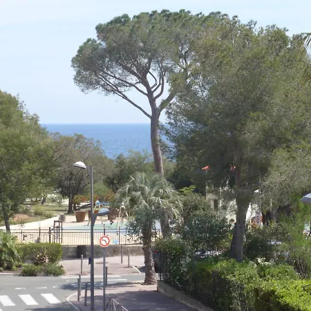 Apartmán Les Terrasses De La Mer-1 By Interhome Saint Aygulf