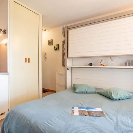 Les Terrasses De La Mer-1 By Interhome Saint Aygulf